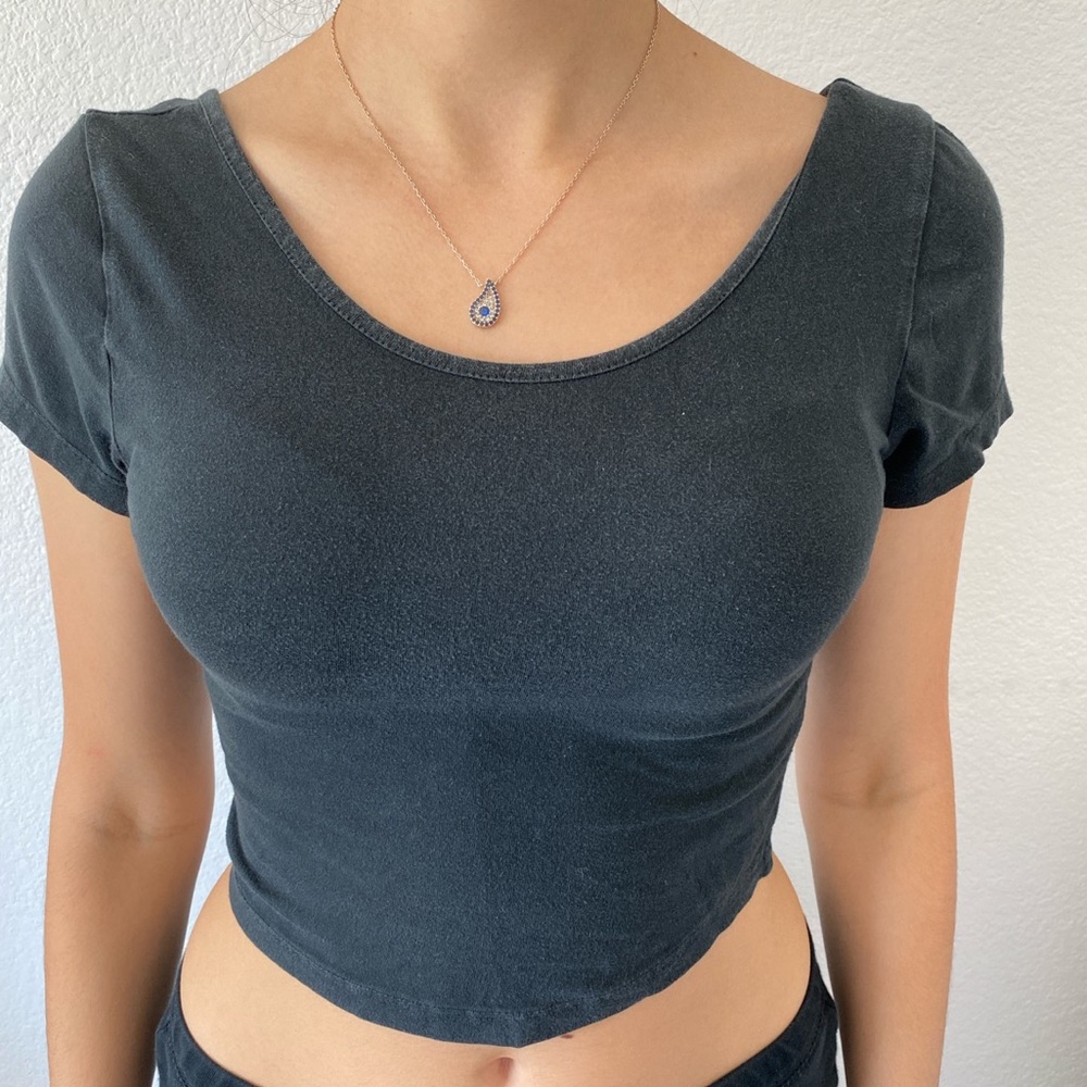 BRANDY MELVILLE TEE
